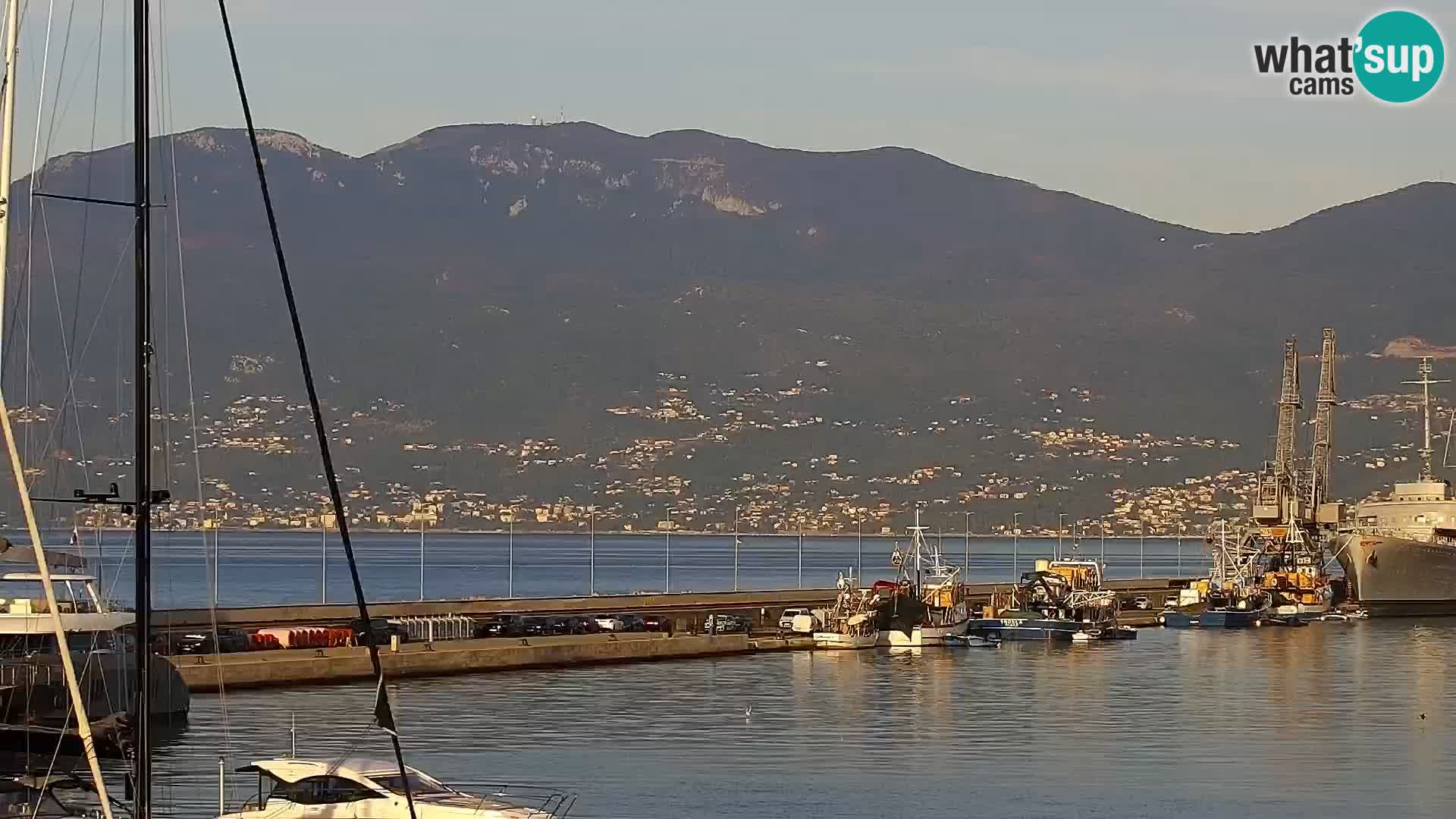 La Riva y Marina en Rijeka – Webcam en vivo Croacia