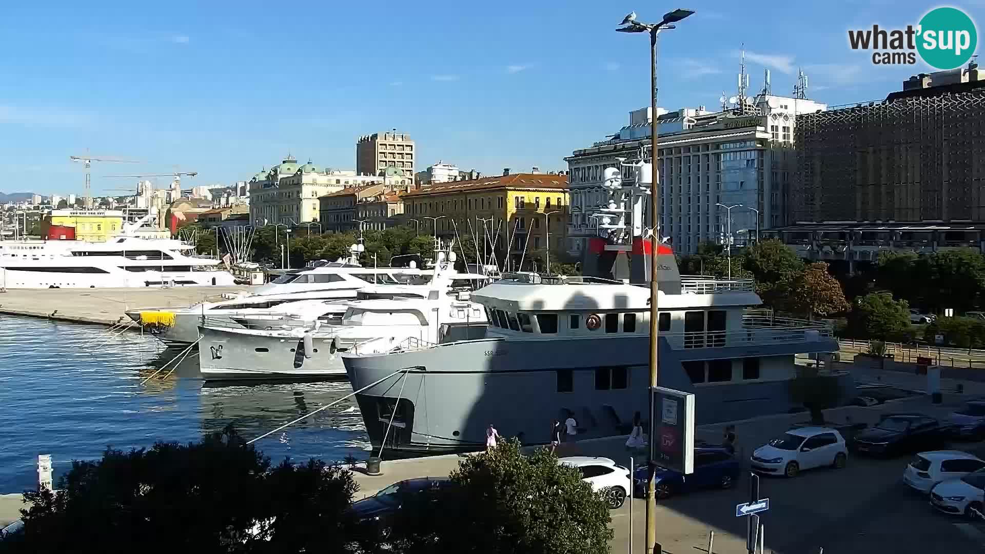 Riva i Marina u Rijeci – Web kamera uživo u Hrvatskoj