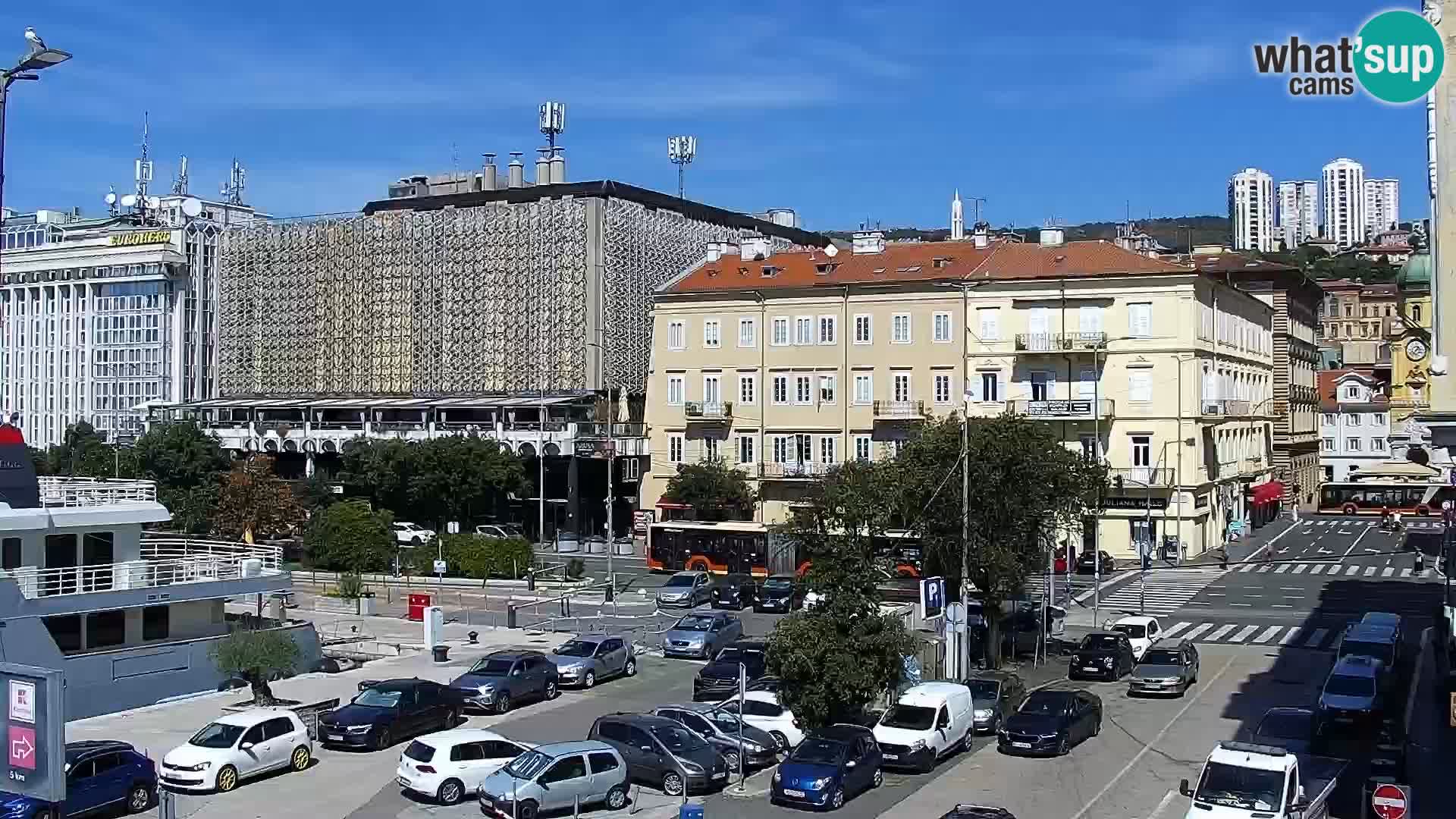 Riva i Marina u Rijeci – Web kamera uživo u Hrvatskoj