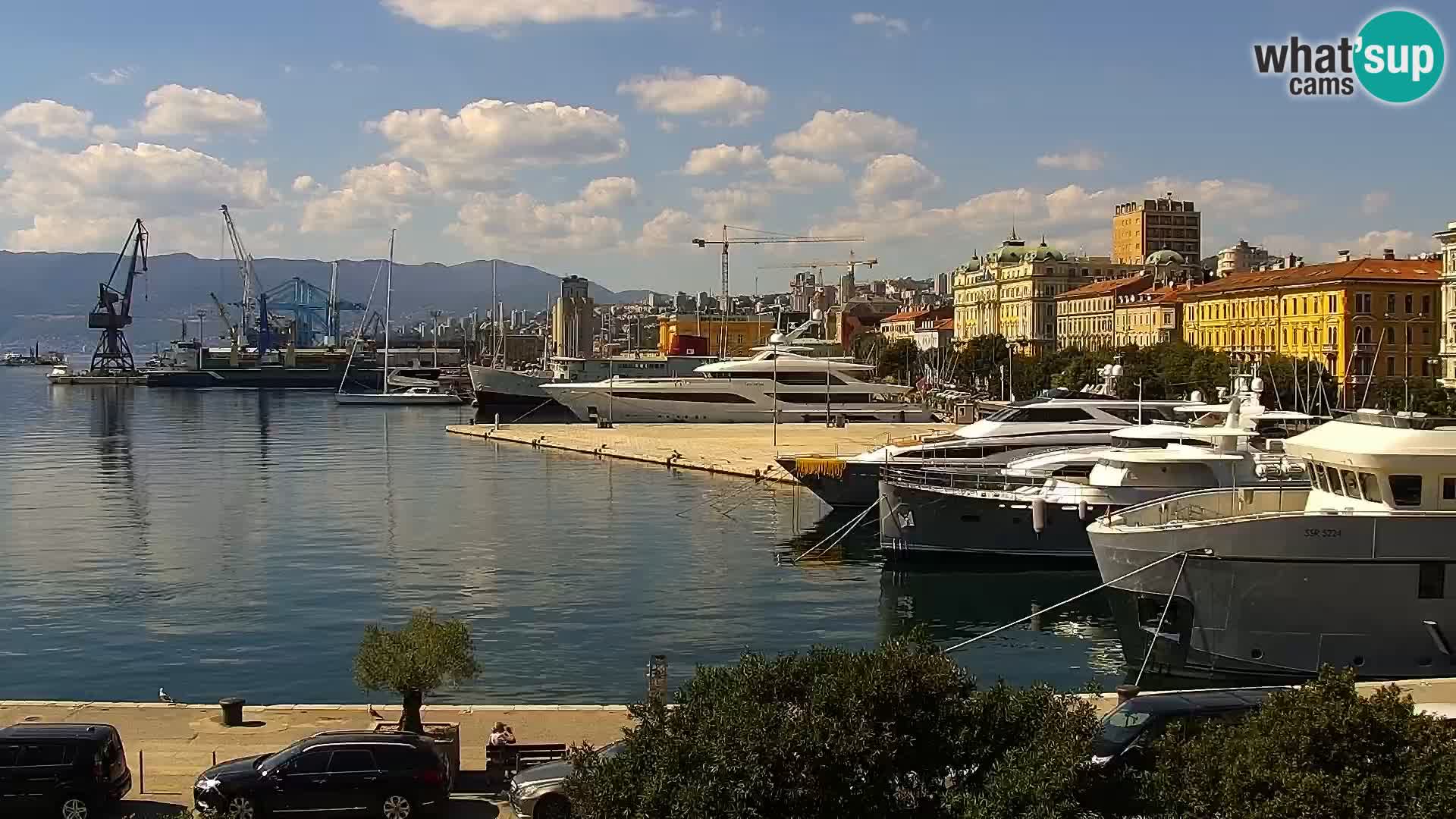 La Riva y Marina en Rijeka – Webcam en vivo Croacia