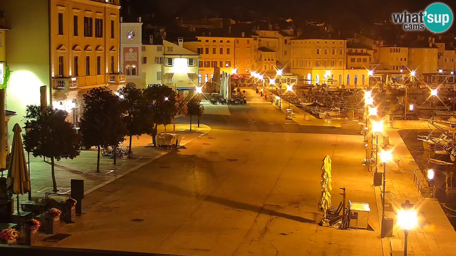 Seaside promenade and marina in Rovinj webcam – Istria – Croatia