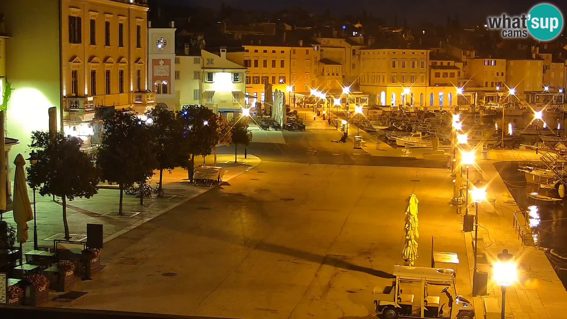 Promenade e marina en Rovinj