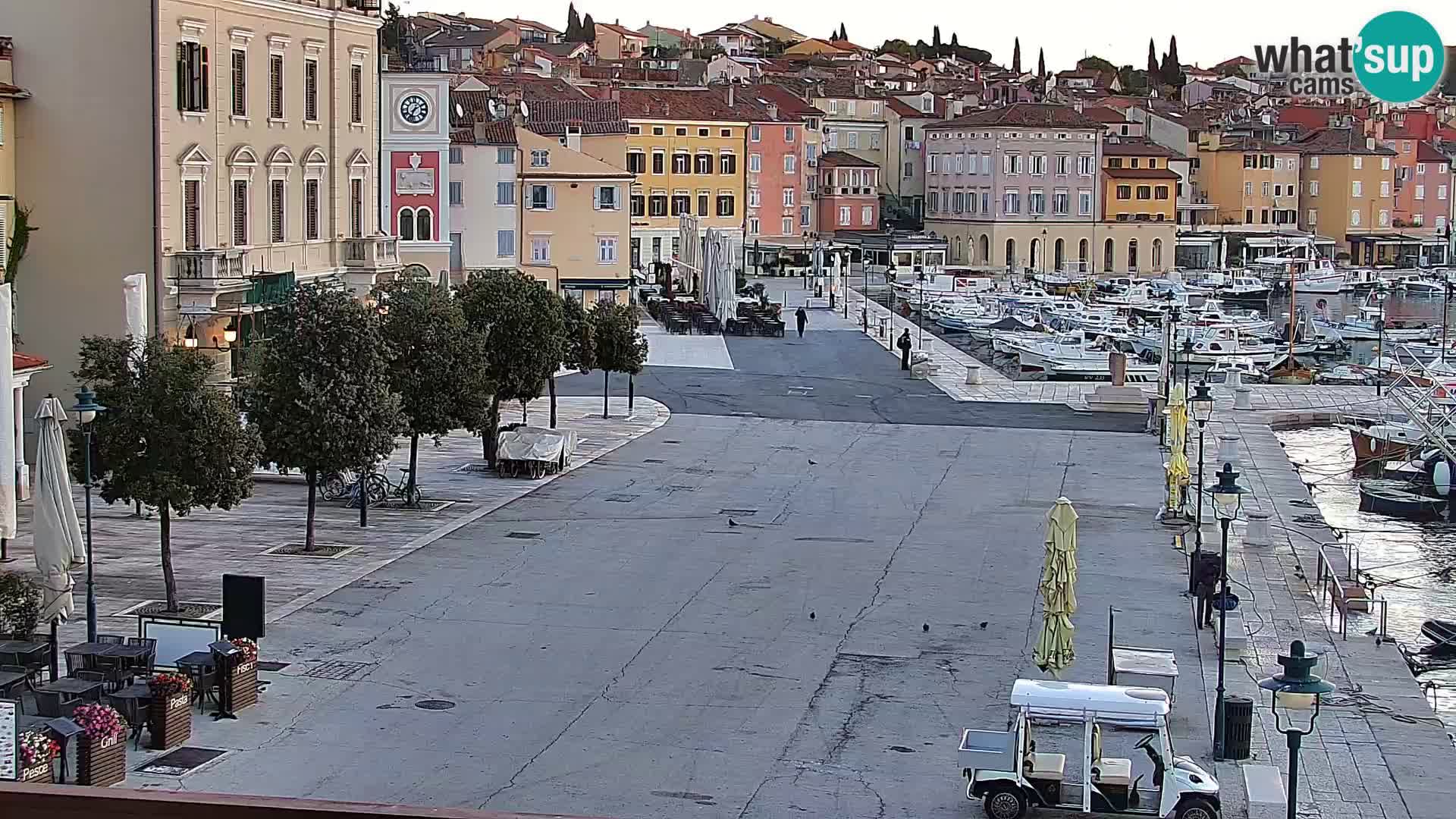 Promenade e marina en Rovinj