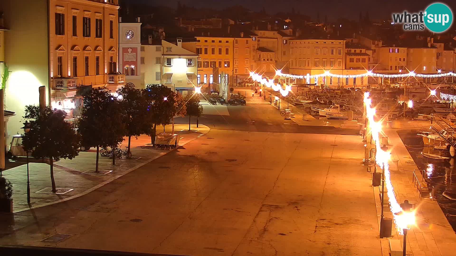 Promenade e marina en Rovinj