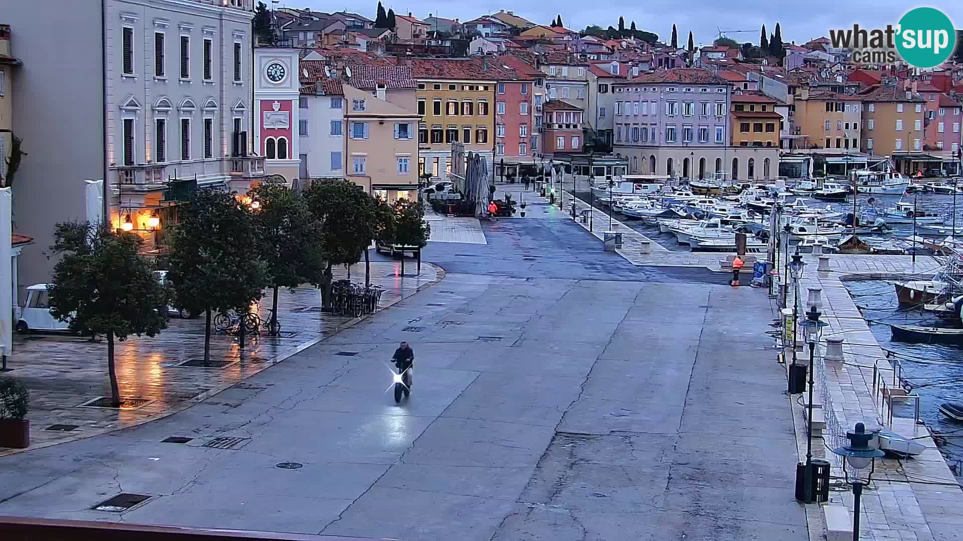 Spletna kamera Rovinj promenada in marina | Rovinj Vreme