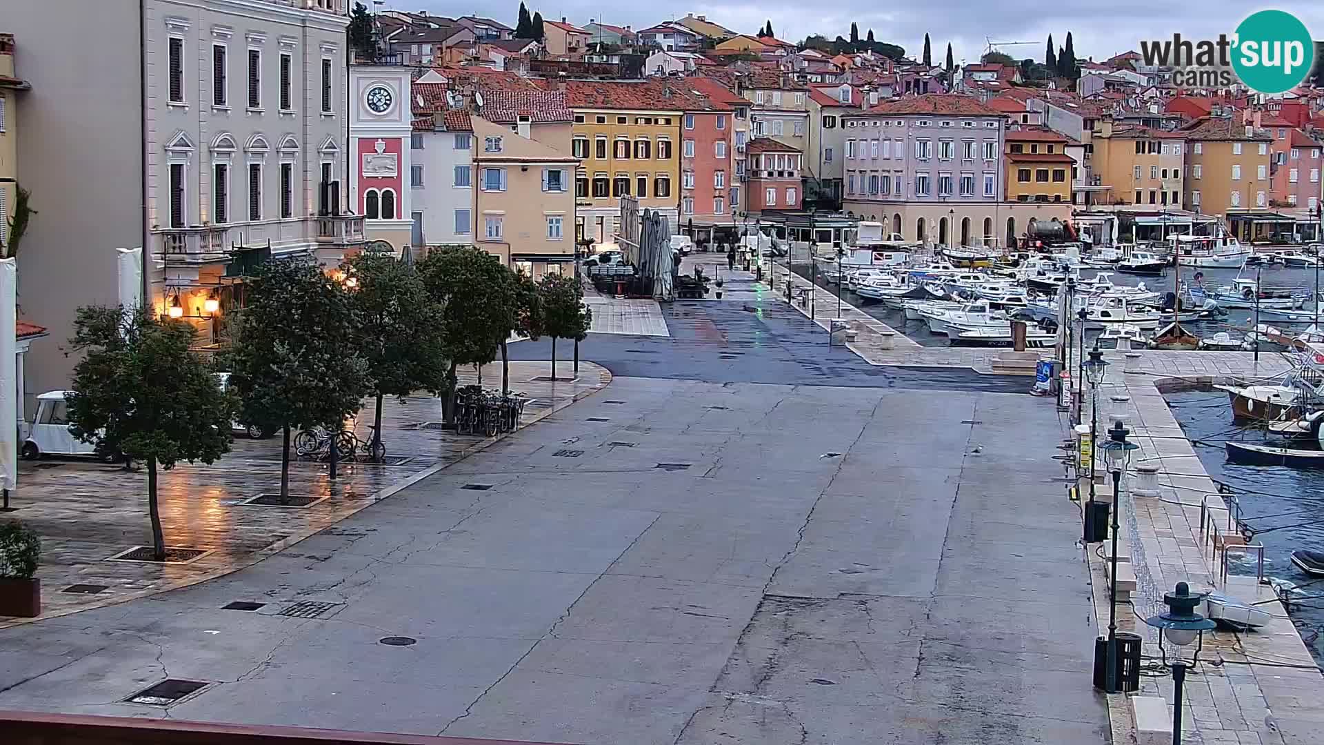 Promenada i marina u Rovinju