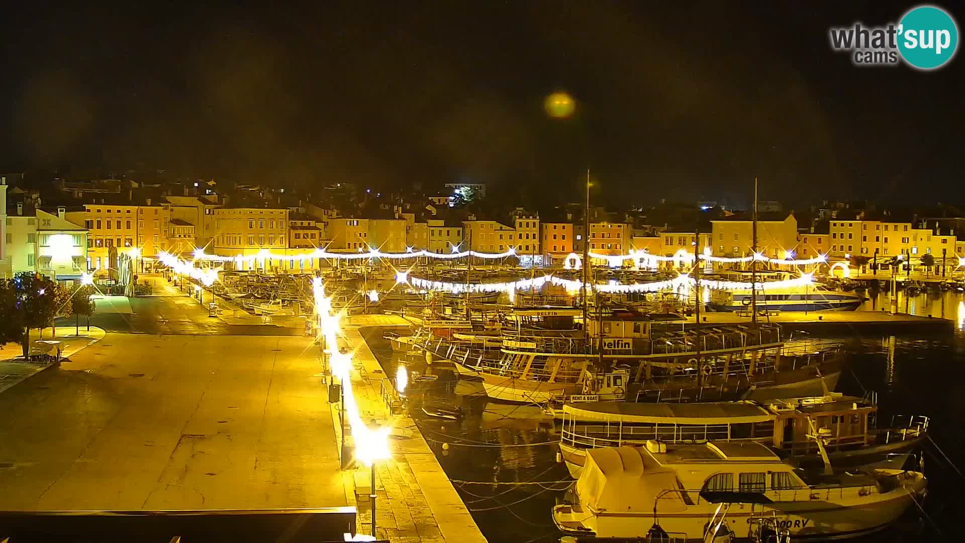 Promenade e marina en Rovinj