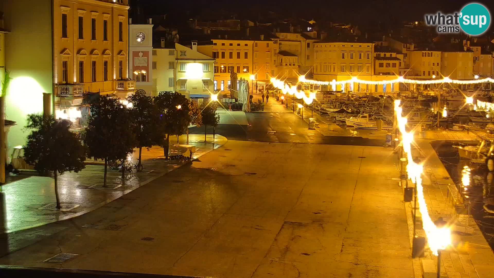 Promenade e marina en Rovinj