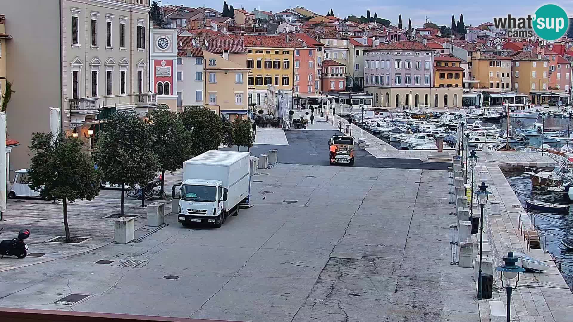 Promenada i marina u Rovinju