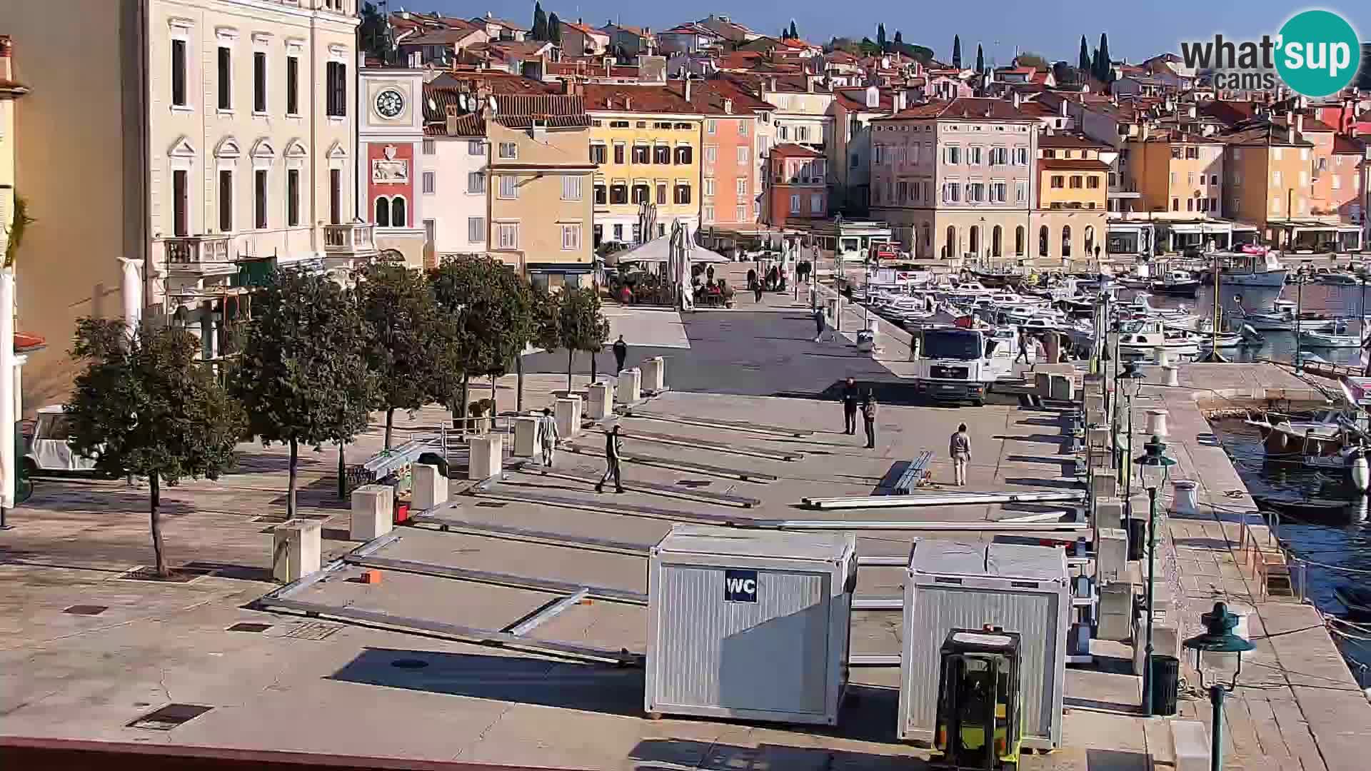 Promenada i marina u Rovinju