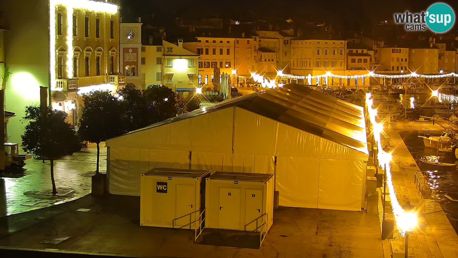 Promenade e marina en Rovinj