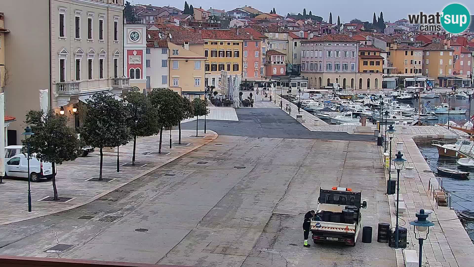 Promenada i marina u Rovinju