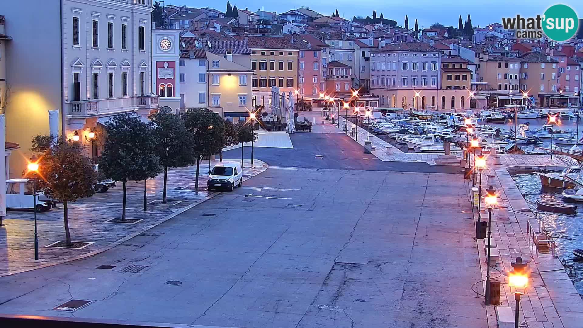 Promenada i marina u Rovinju