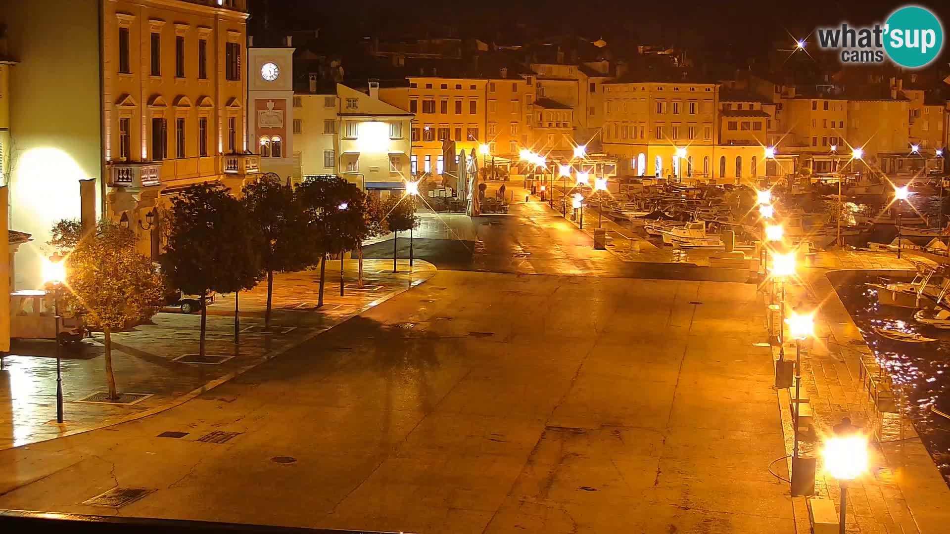 Promenade e marina en Rovinj