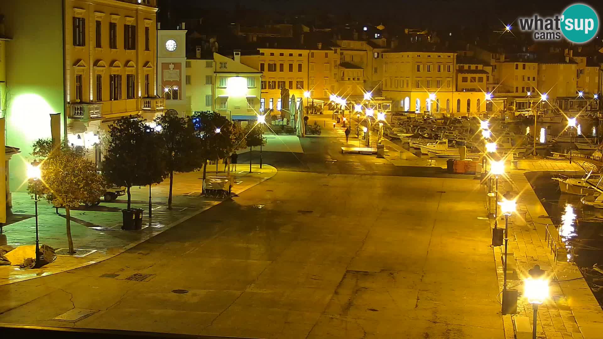 Promenade e marina en Rovinj