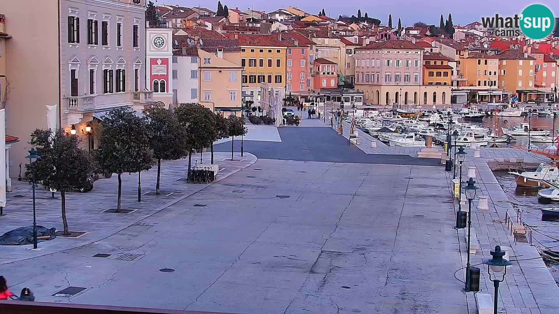 Spletna kamera Rovinj promenada in marina | Rovinj Vreme