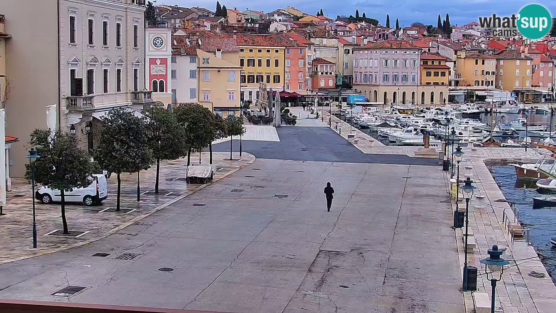 Promenade e marina en Rovinj