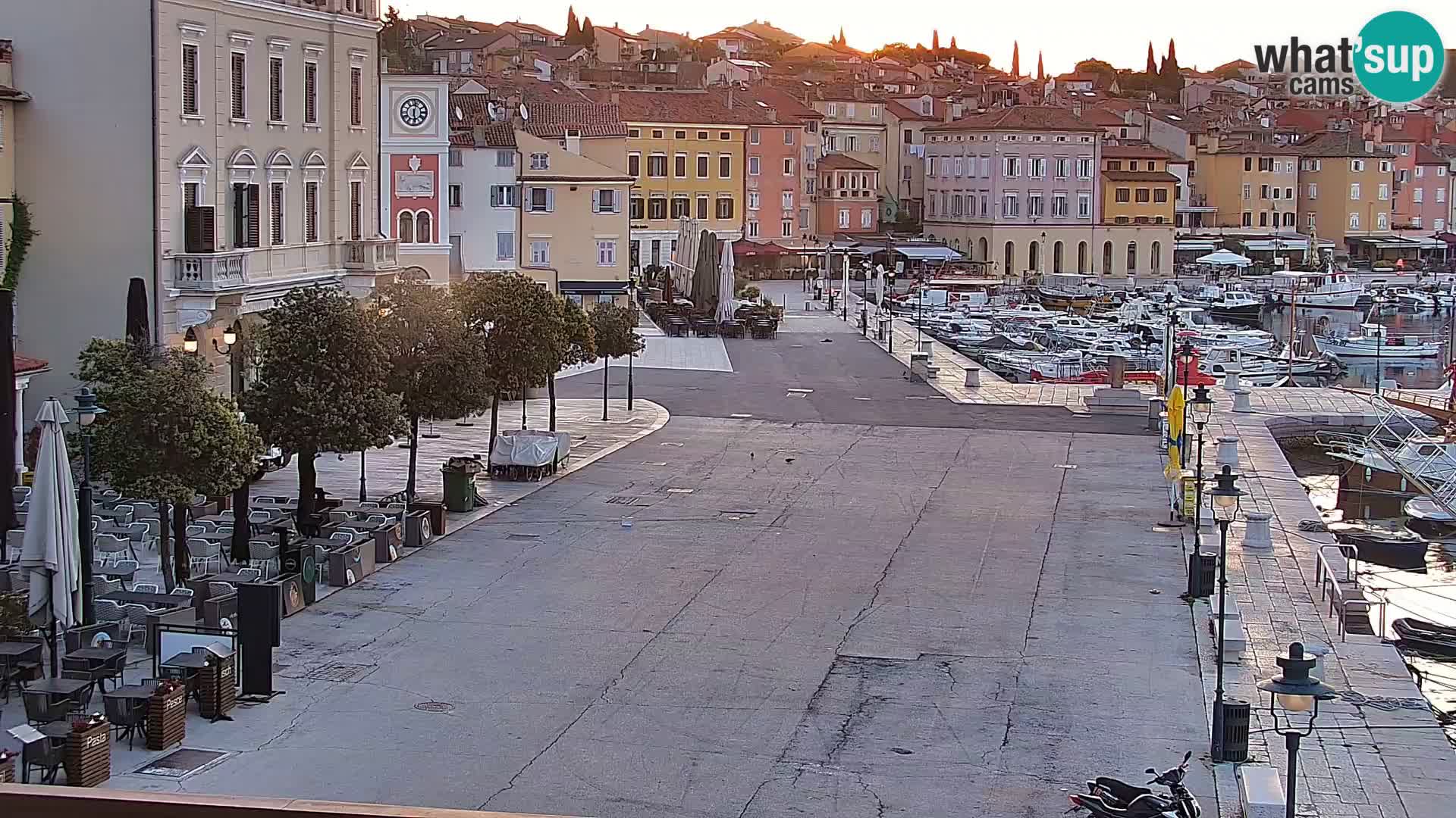 Spletna kamera Rovinj promenada in marina | Rovinj Vreme