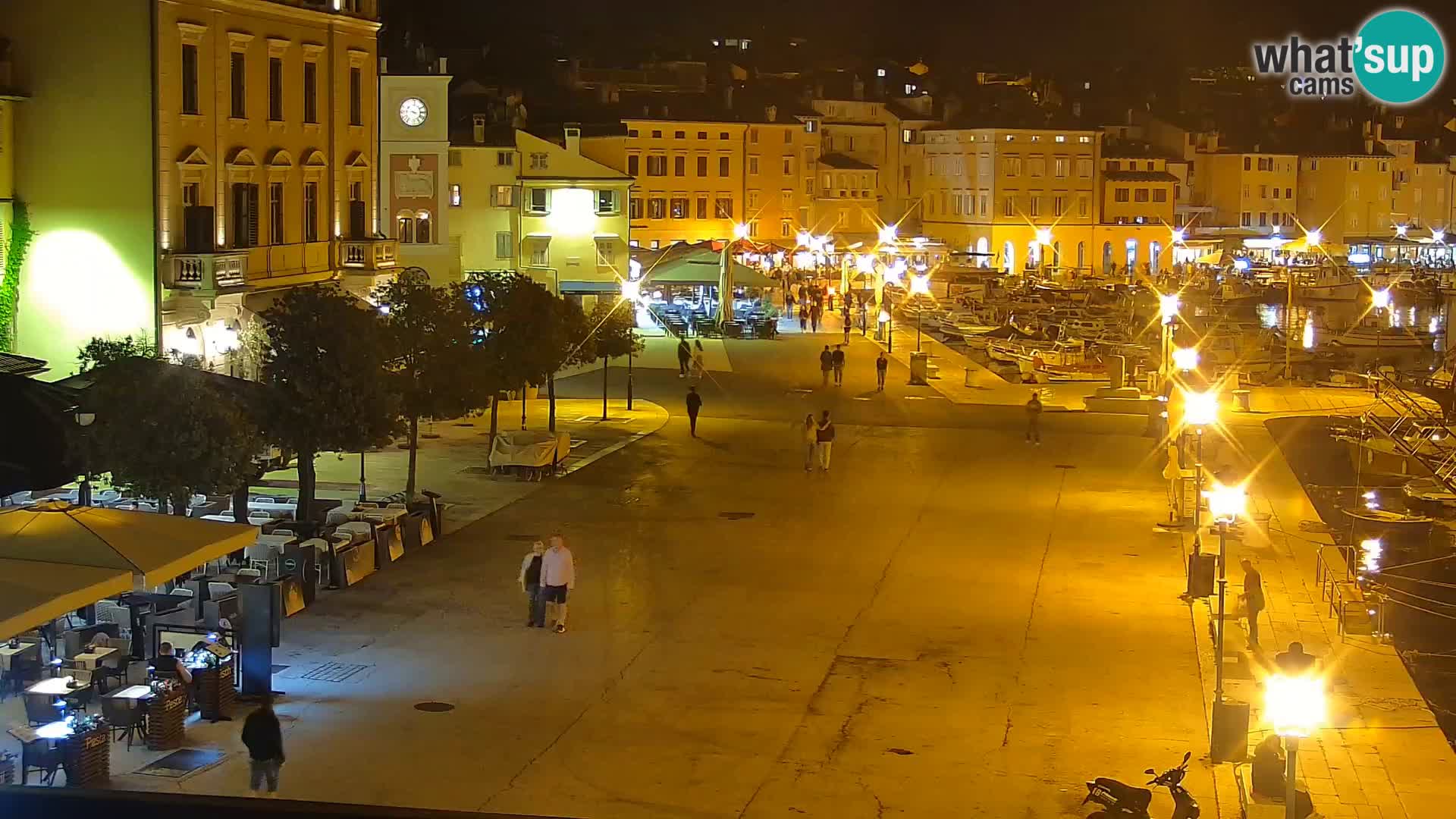 Promenade e marina en Rovinj