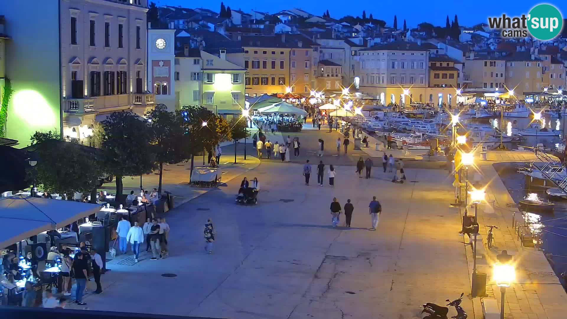 Promenade e marina en Rovinj
