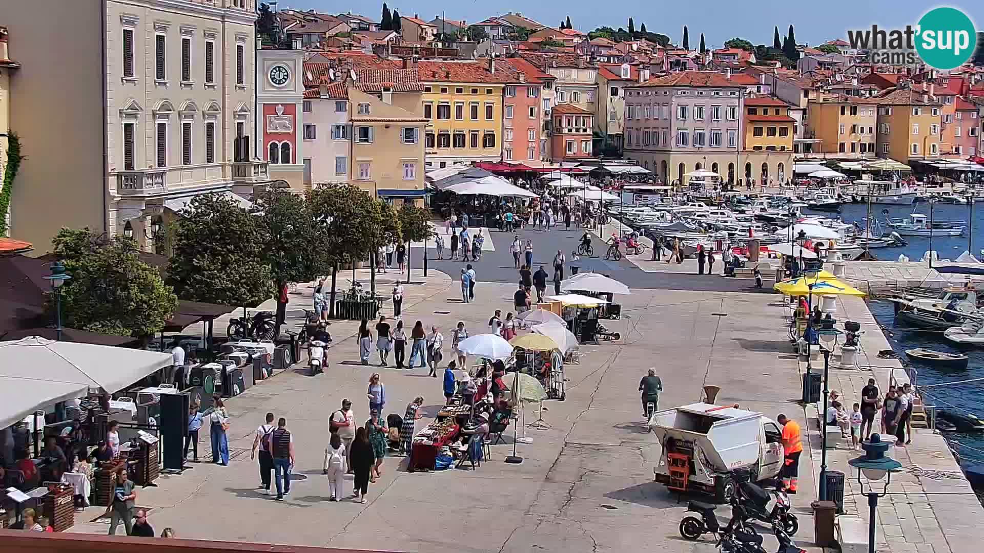 Promenade e marina en Rovinj