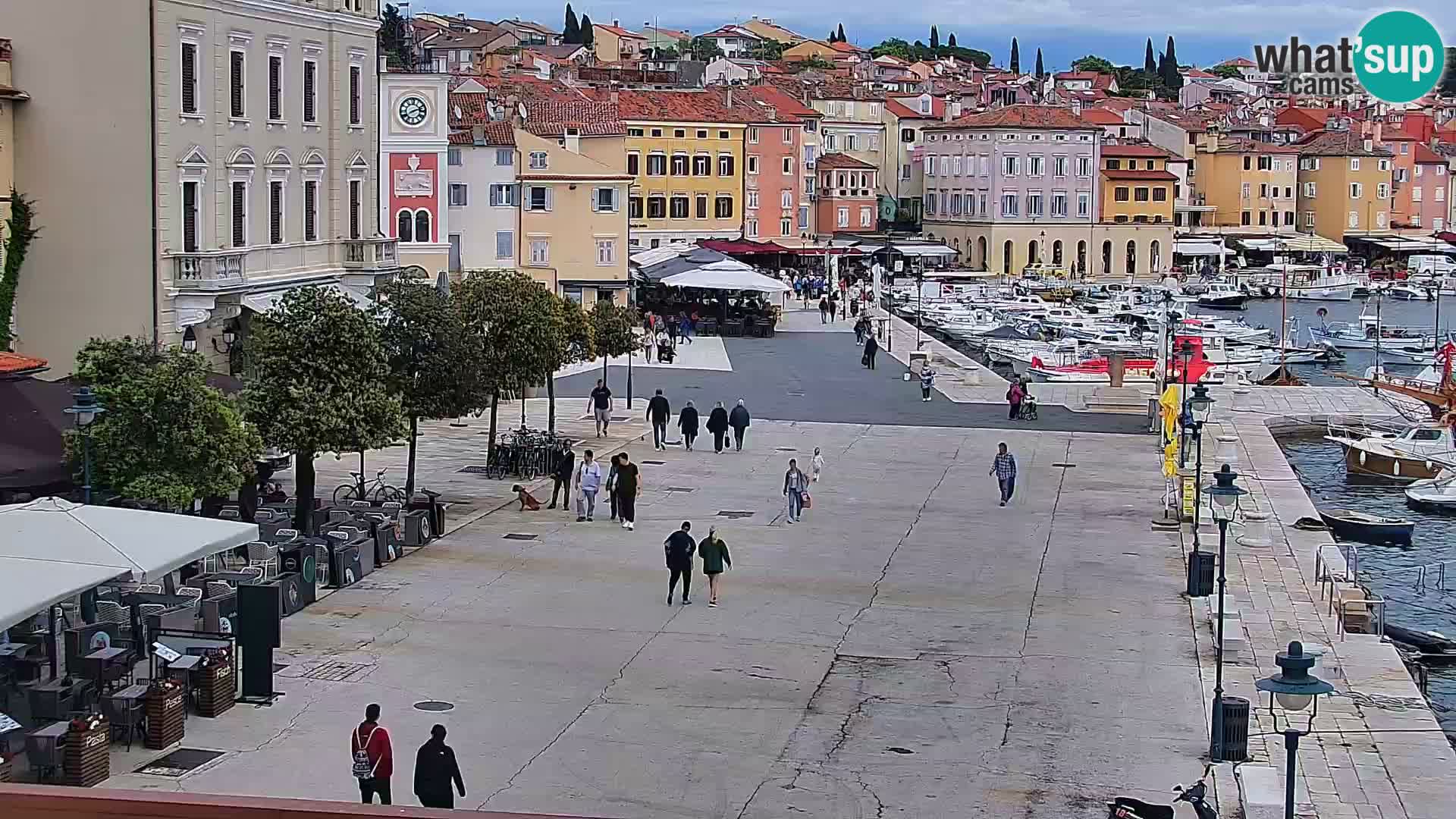 Promenade e marina en Rovinj