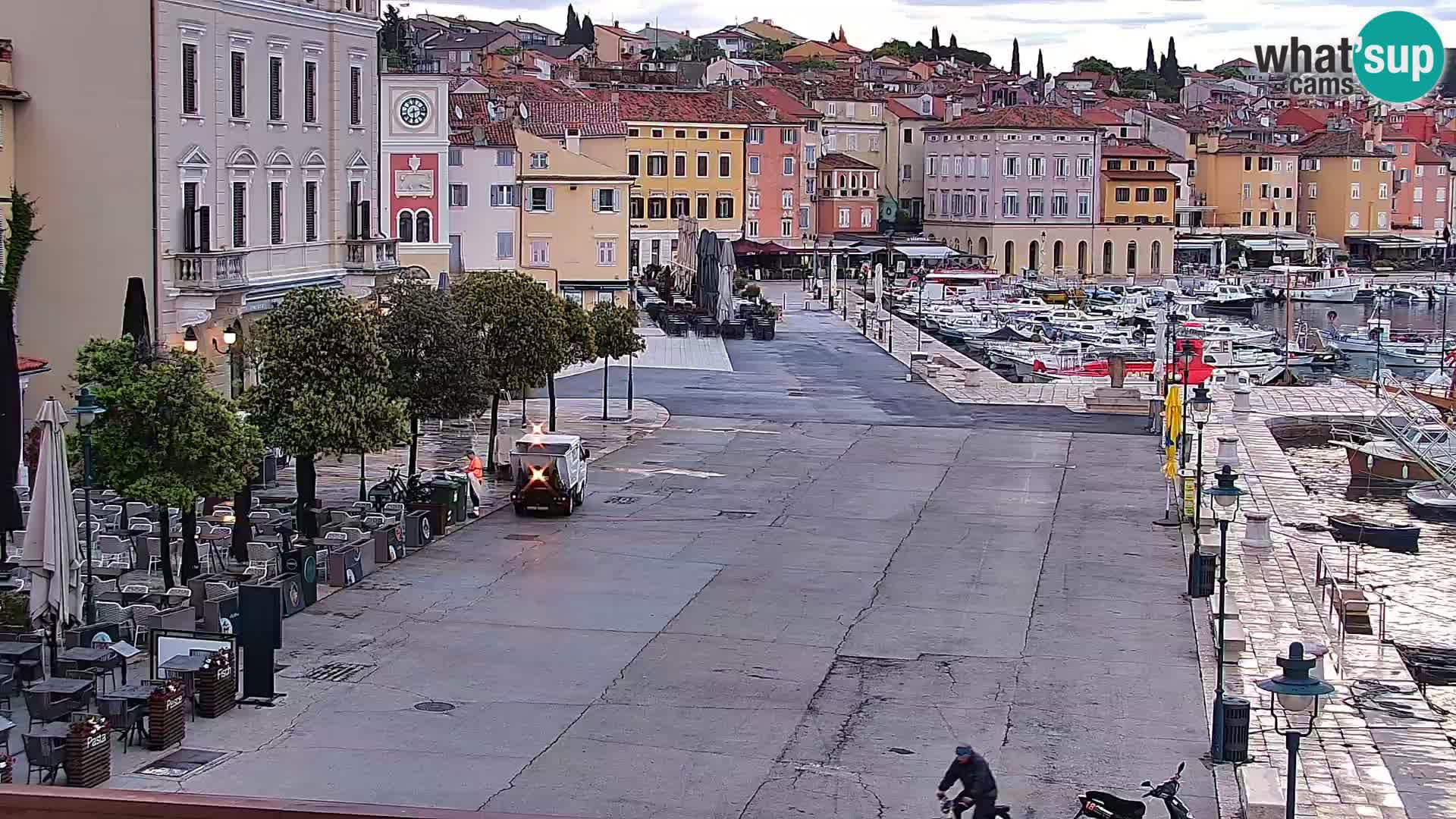 Promenade e marina en Rovinj