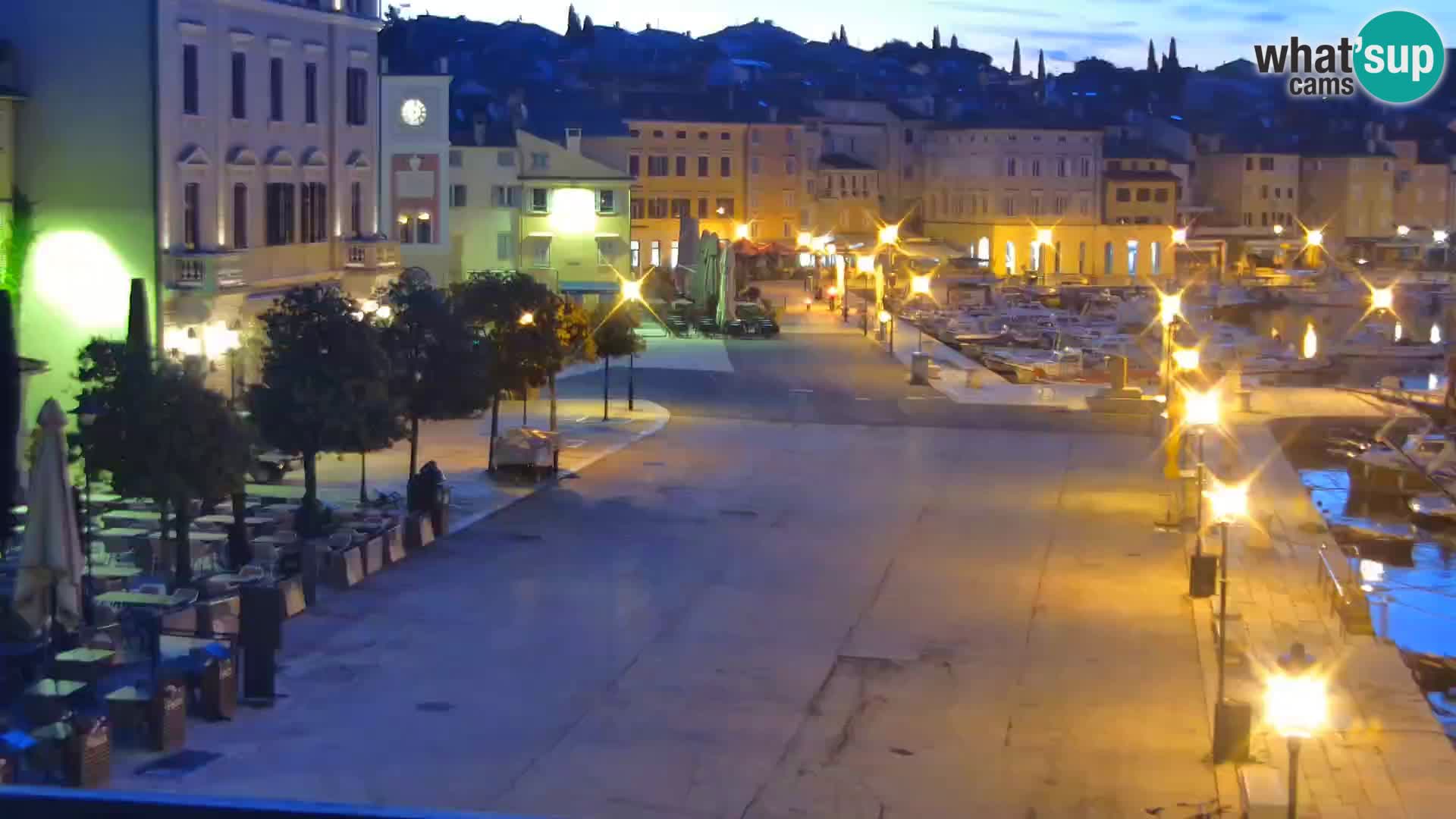 Seaside promenade and marina in Rovinj webcam – Istria – Croatia