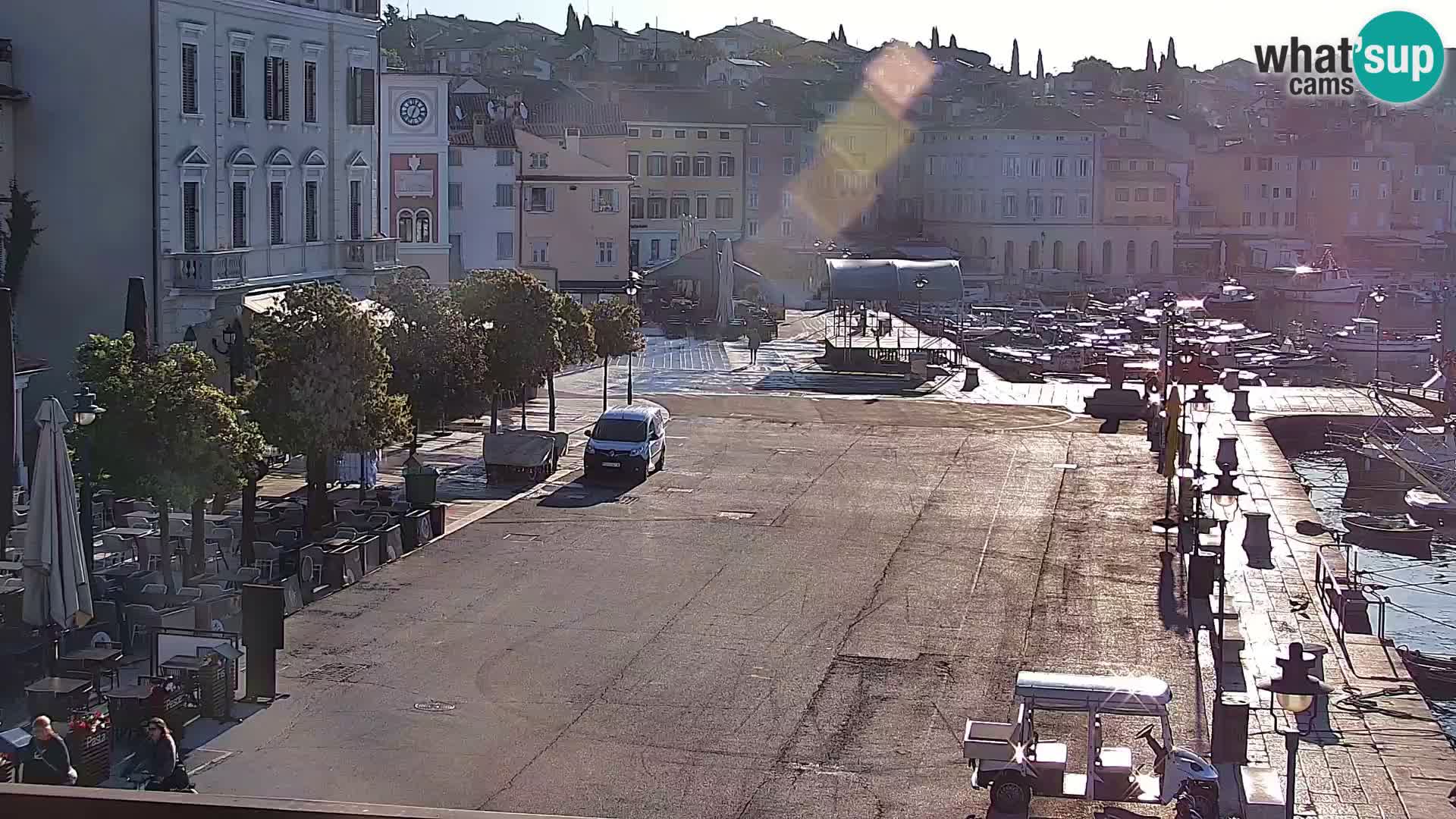 Seaside promenade and marina in Rovinj webcam – Istria – Croatia
