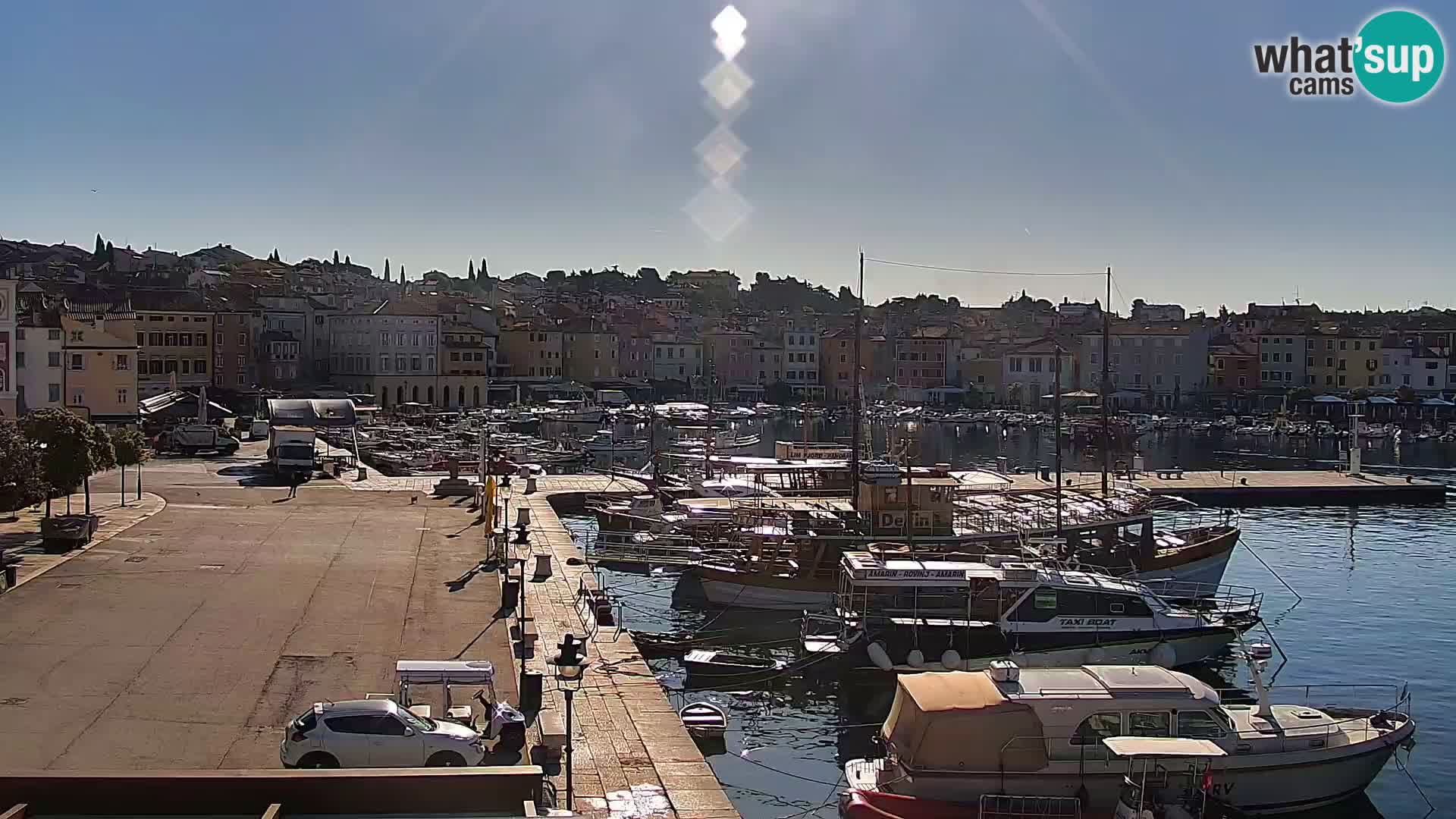 Promenade e marina en Rovinj