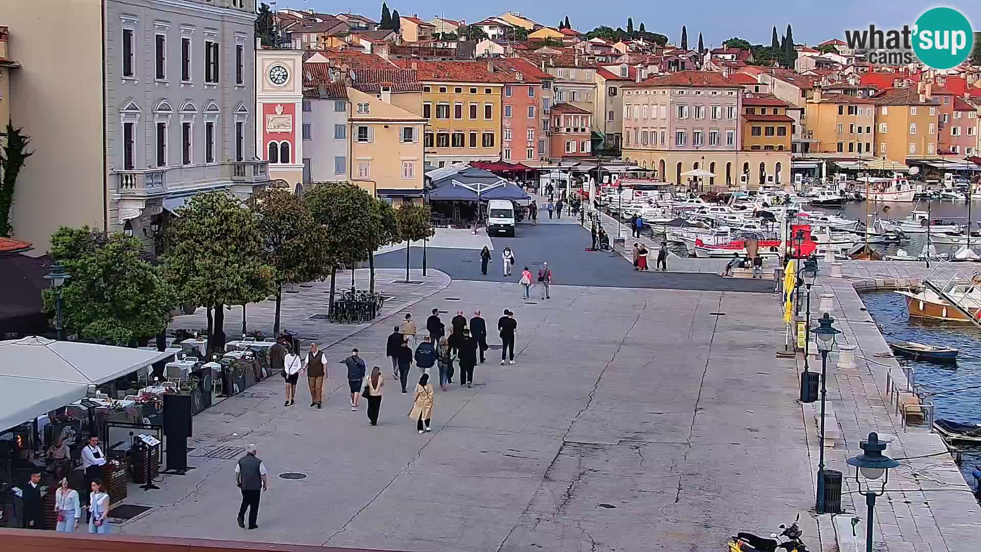 Seaside promenade and marina in Rovinj webcam – Istria – Croatia