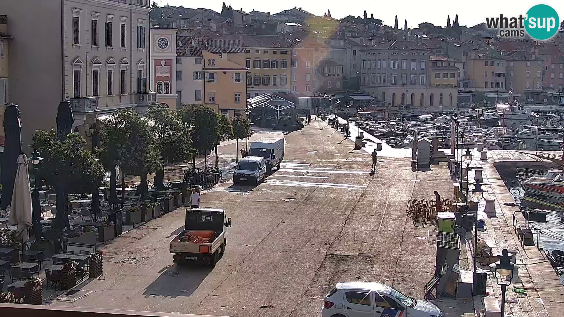 Promenade e marina en Rovinj