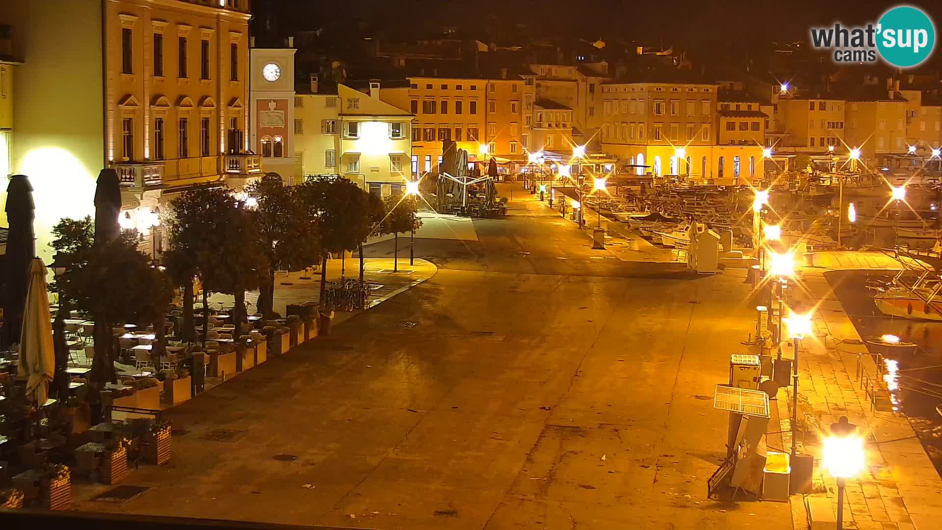 Promenade e marina en Rovinj