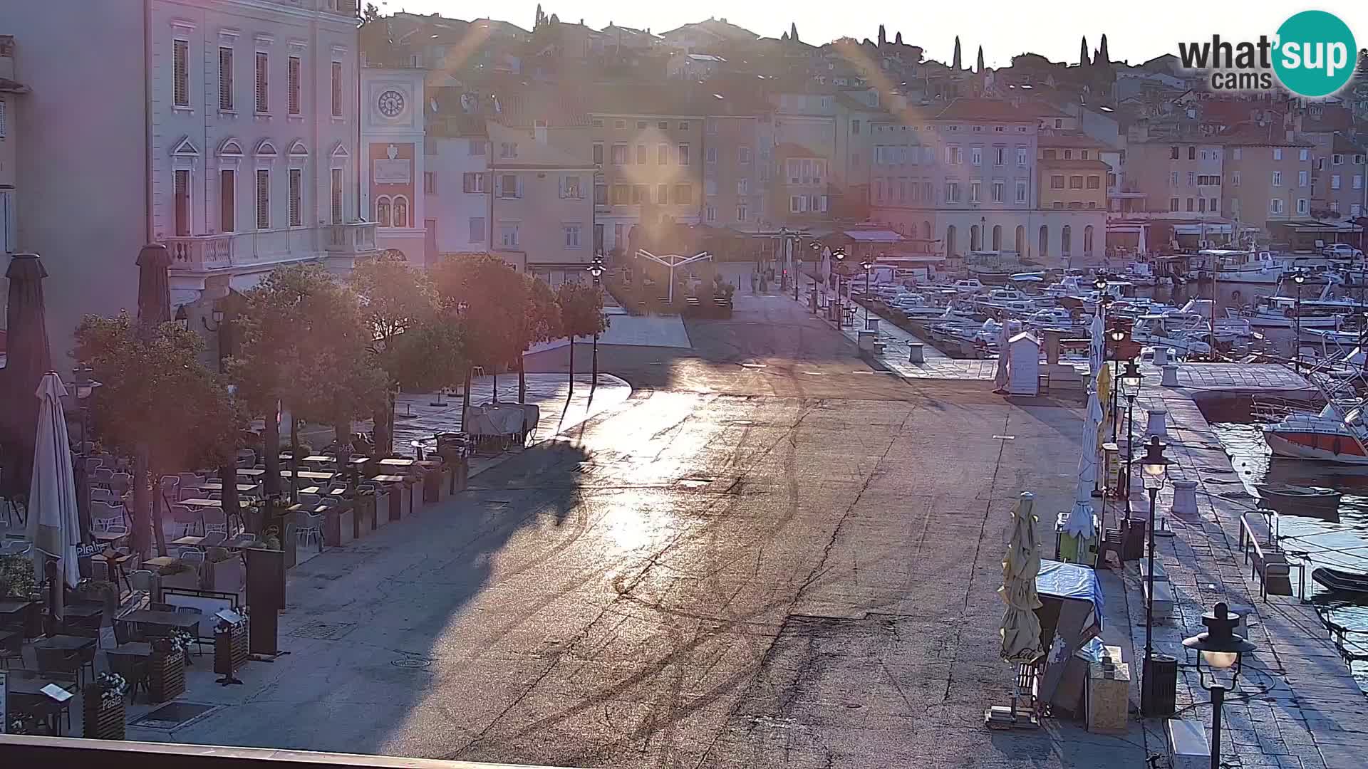 Promenade e marina en Rovinj
