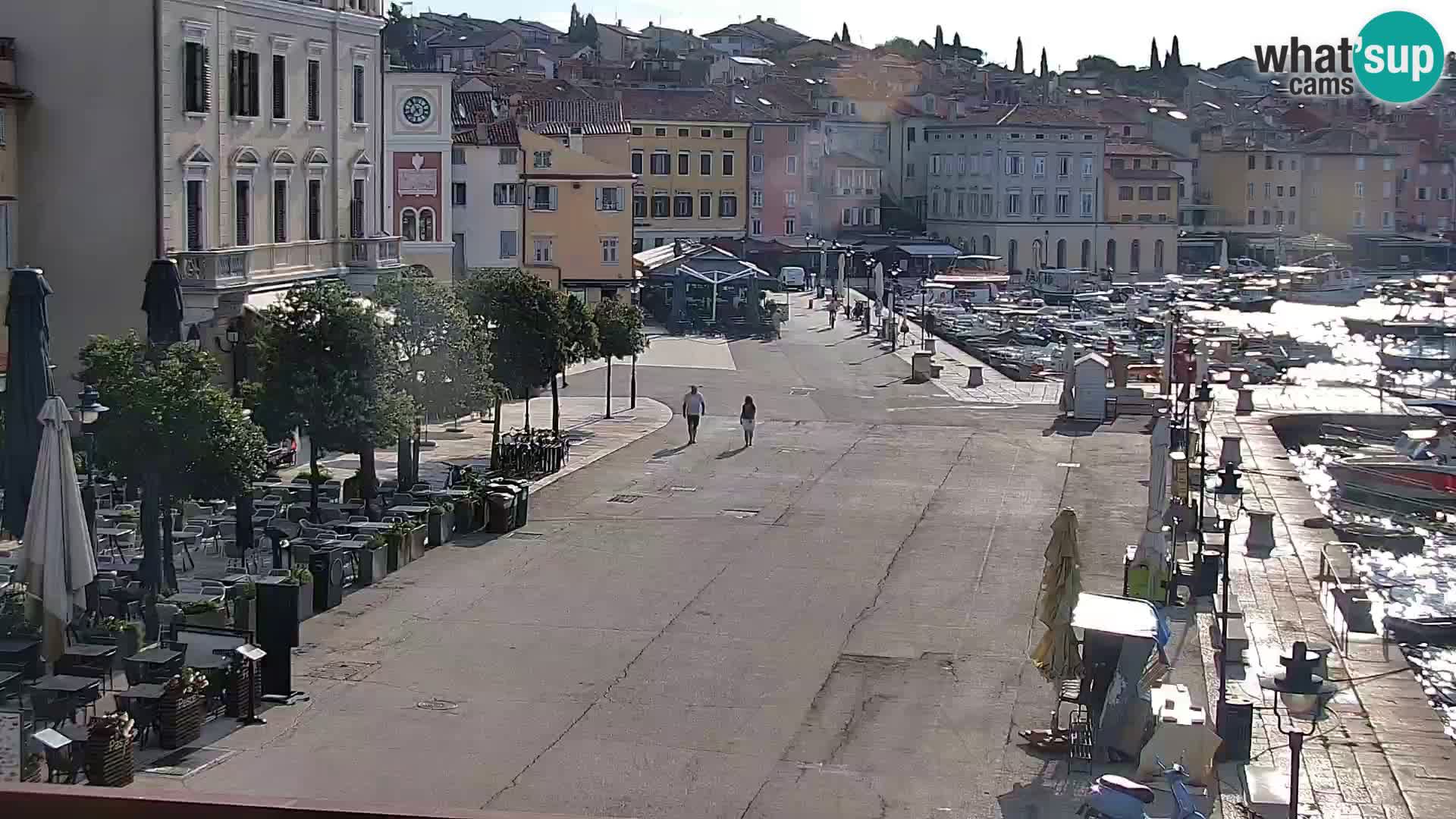 Promenade e marina en Rovinj