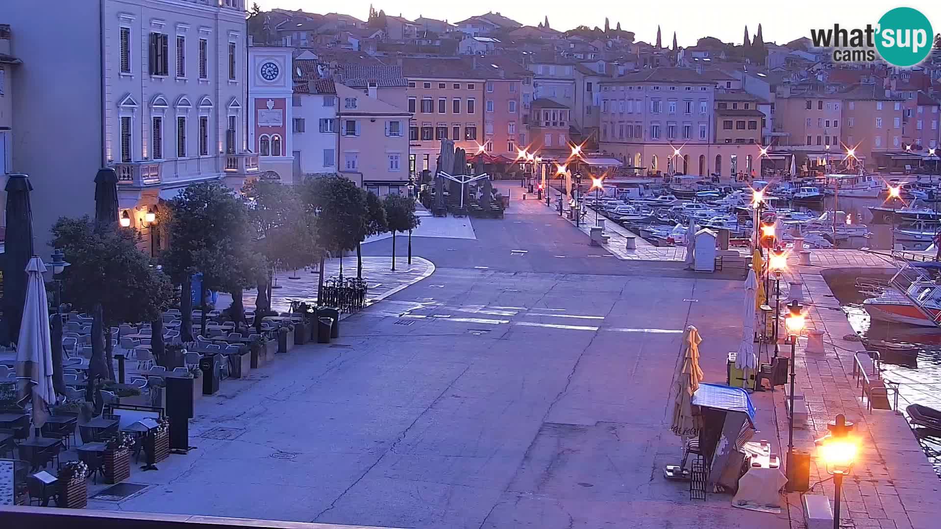 Promenada i marina u Rovinju