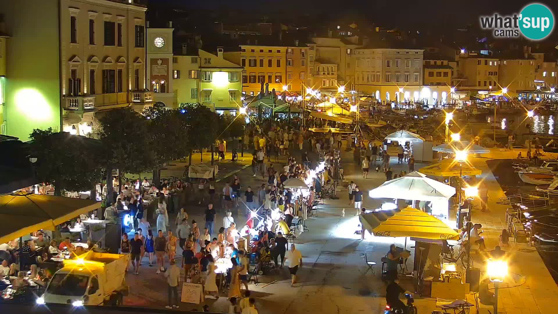 Promenade e marina en Rovinj