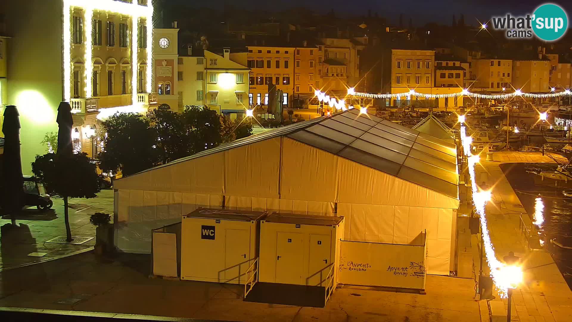 Promenade e marina en Rovinj