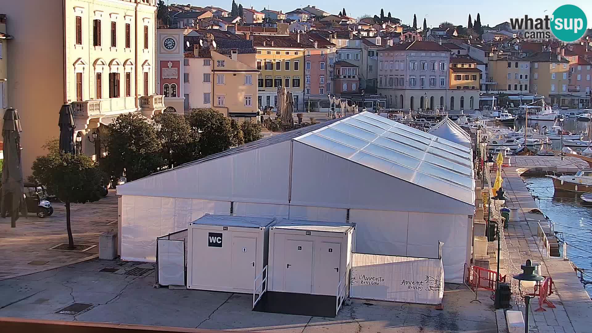 Promenada i marina u Rovinju