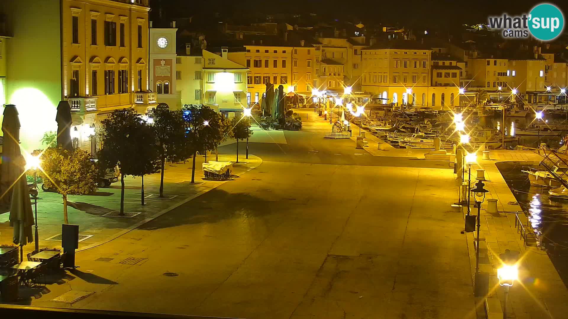 Promenade e marina en Rovinj