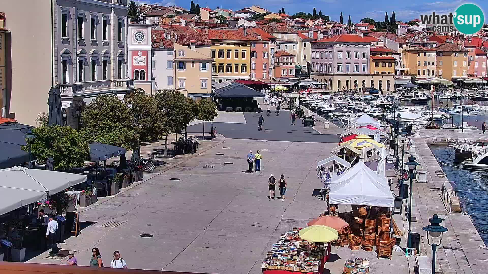 Promenade e marina en Rovinj
