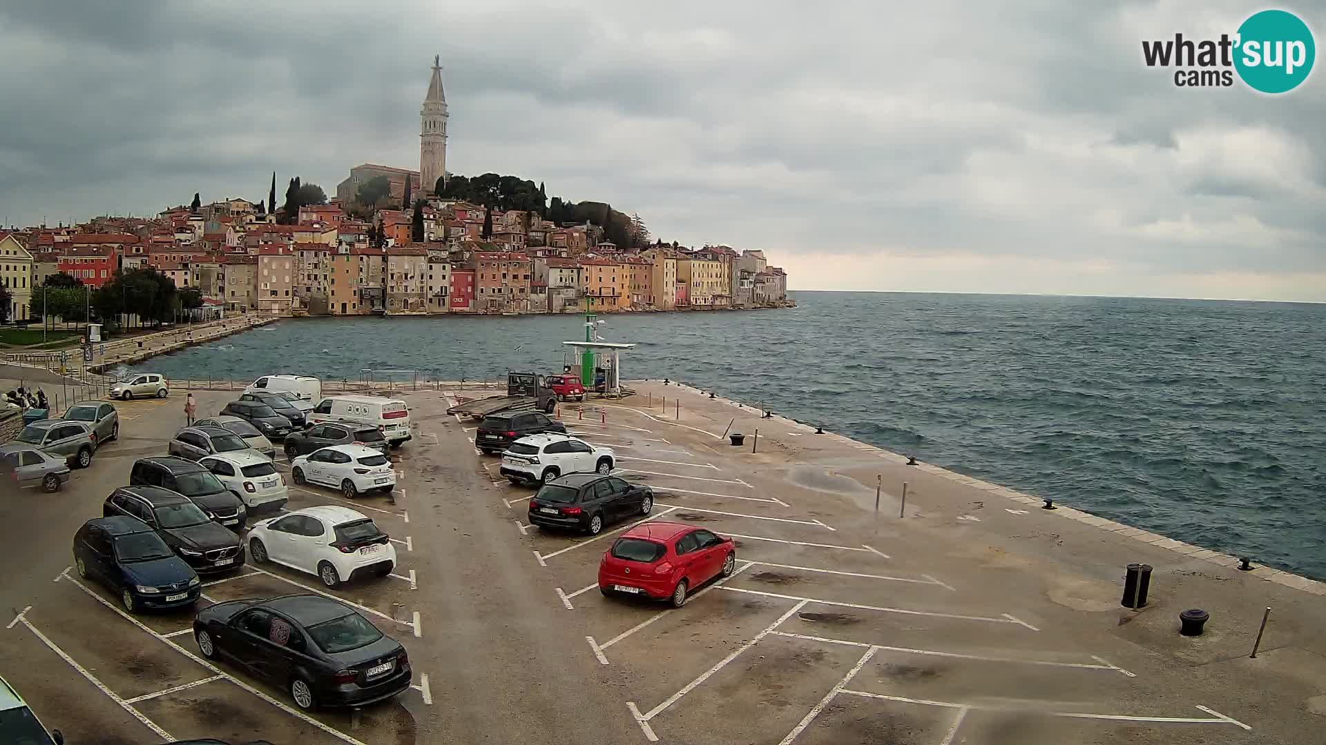 Spletna kamera Rovinj panorama mesta | Istra