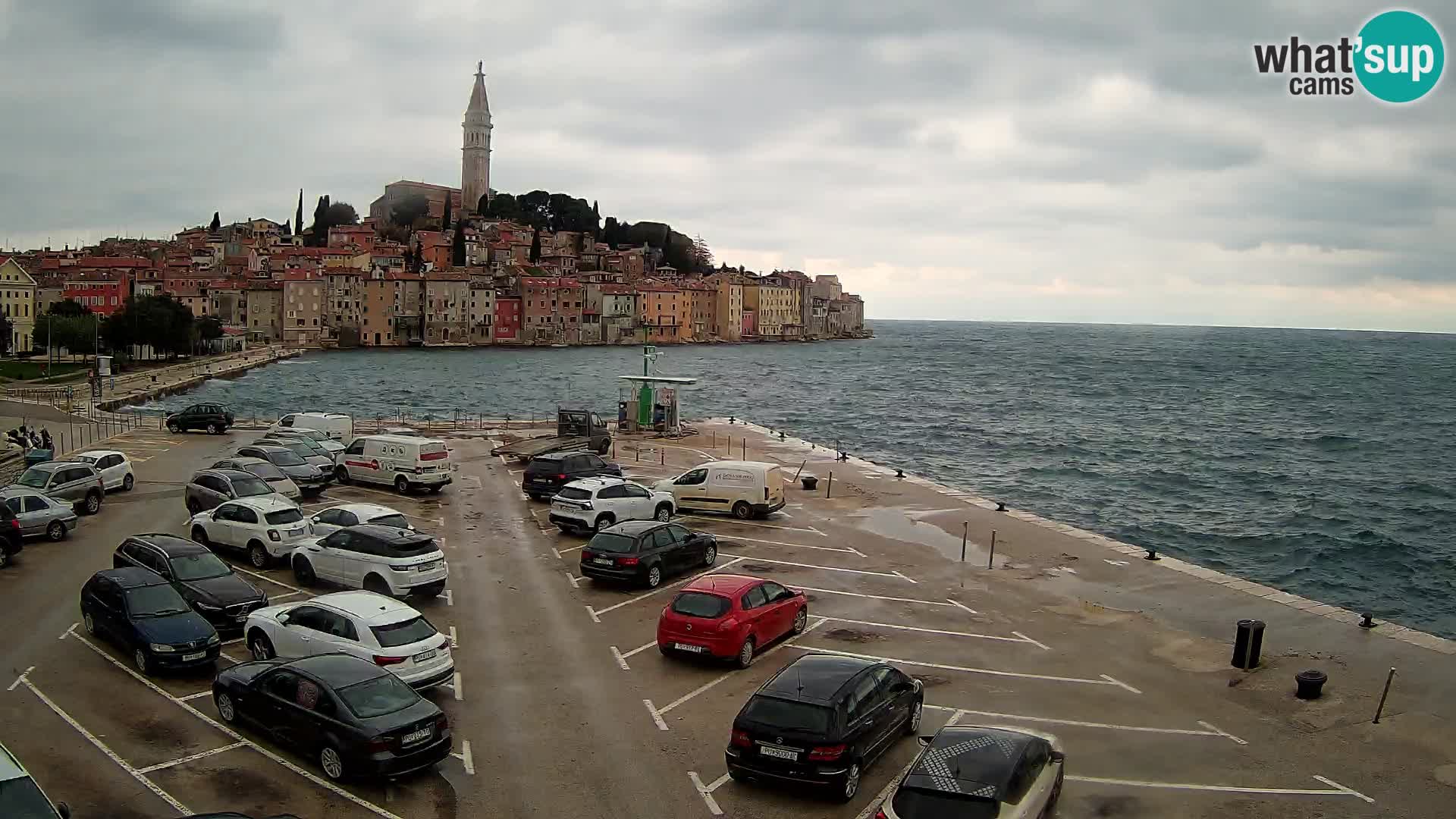 Spletna kamera Rovinj panorama mesta | Istra