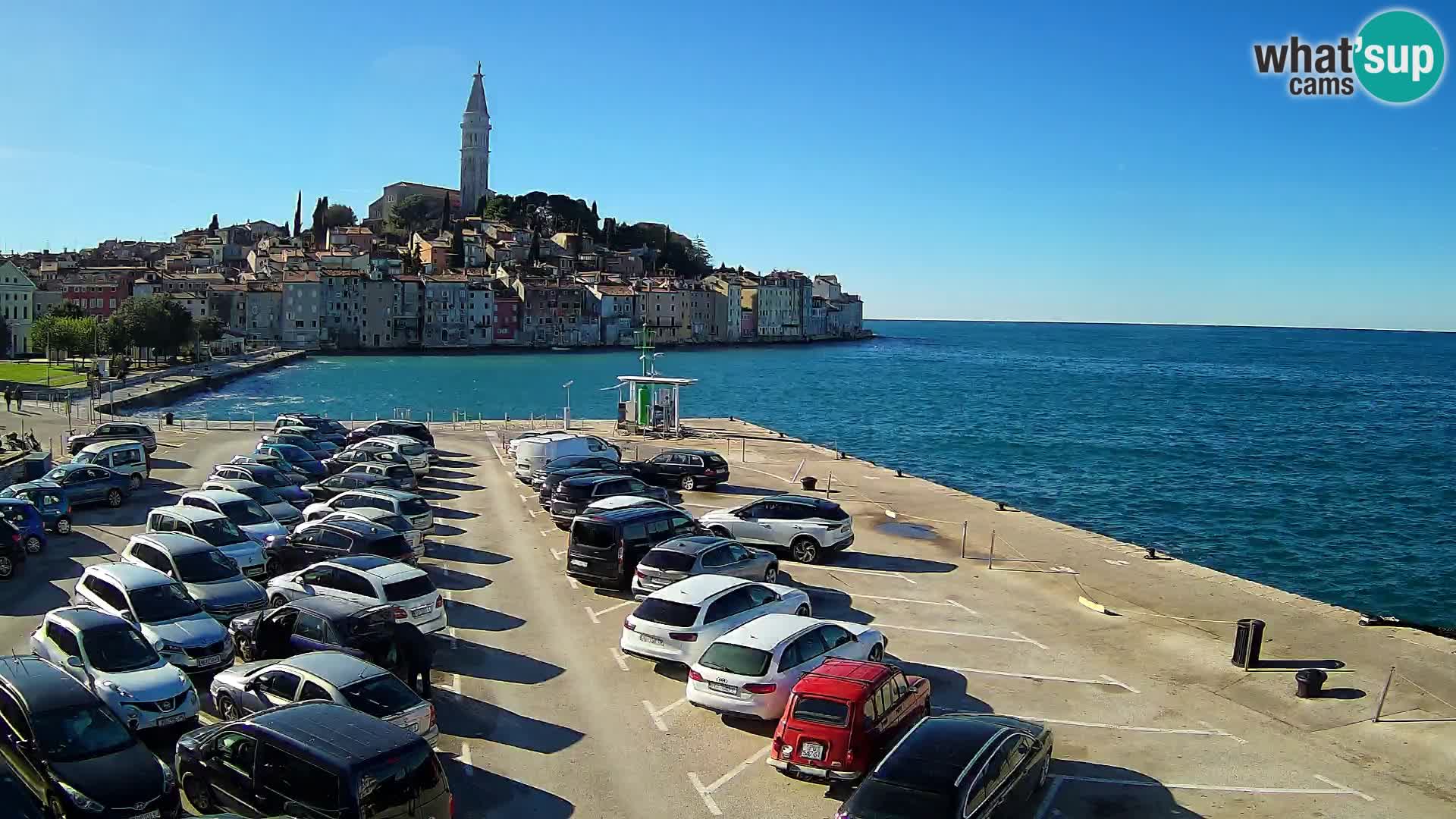 Spletna kamera Rovinj panorama mesta | Istra