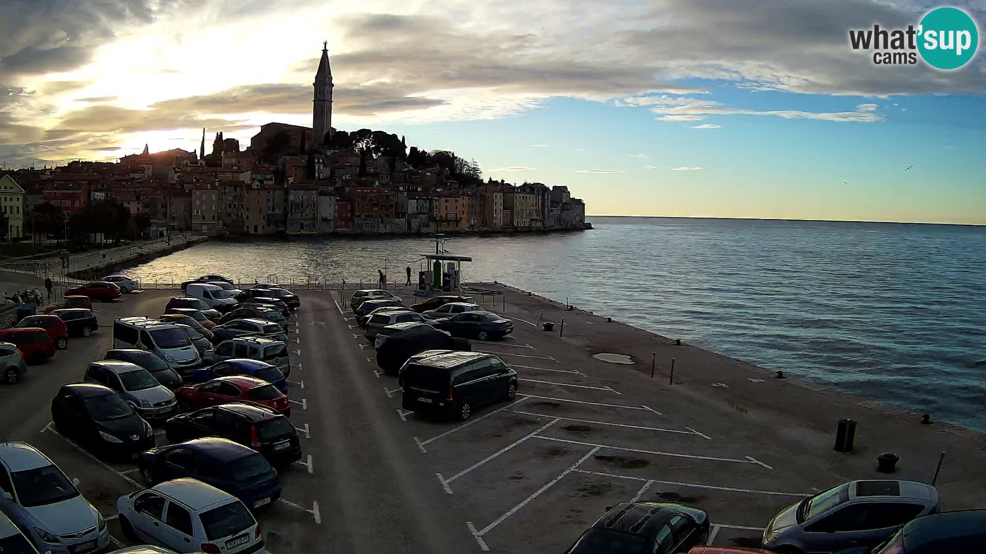 Spletna kamera Rovinj panorama mesta | Istra