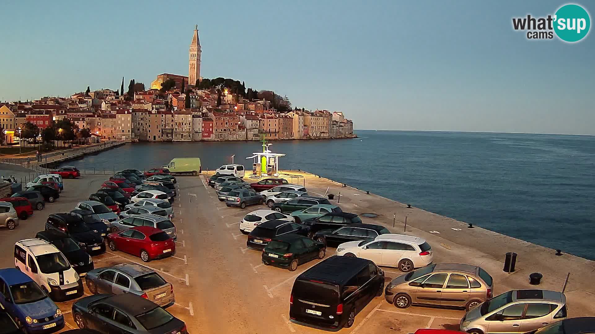 Spletna kamera Rovinj panorama mesta | Istra