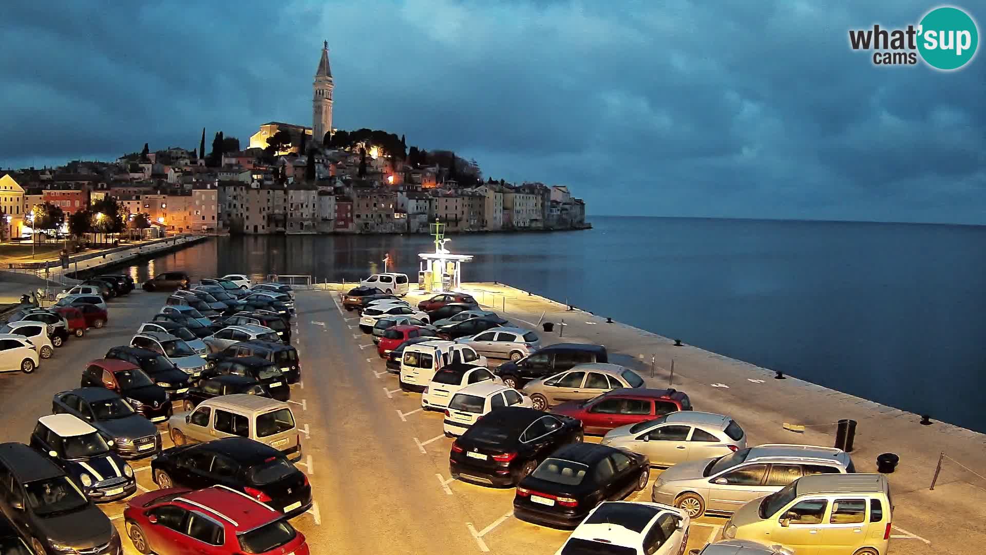 Spletna kamera Rovinj panorama mesta | Istra