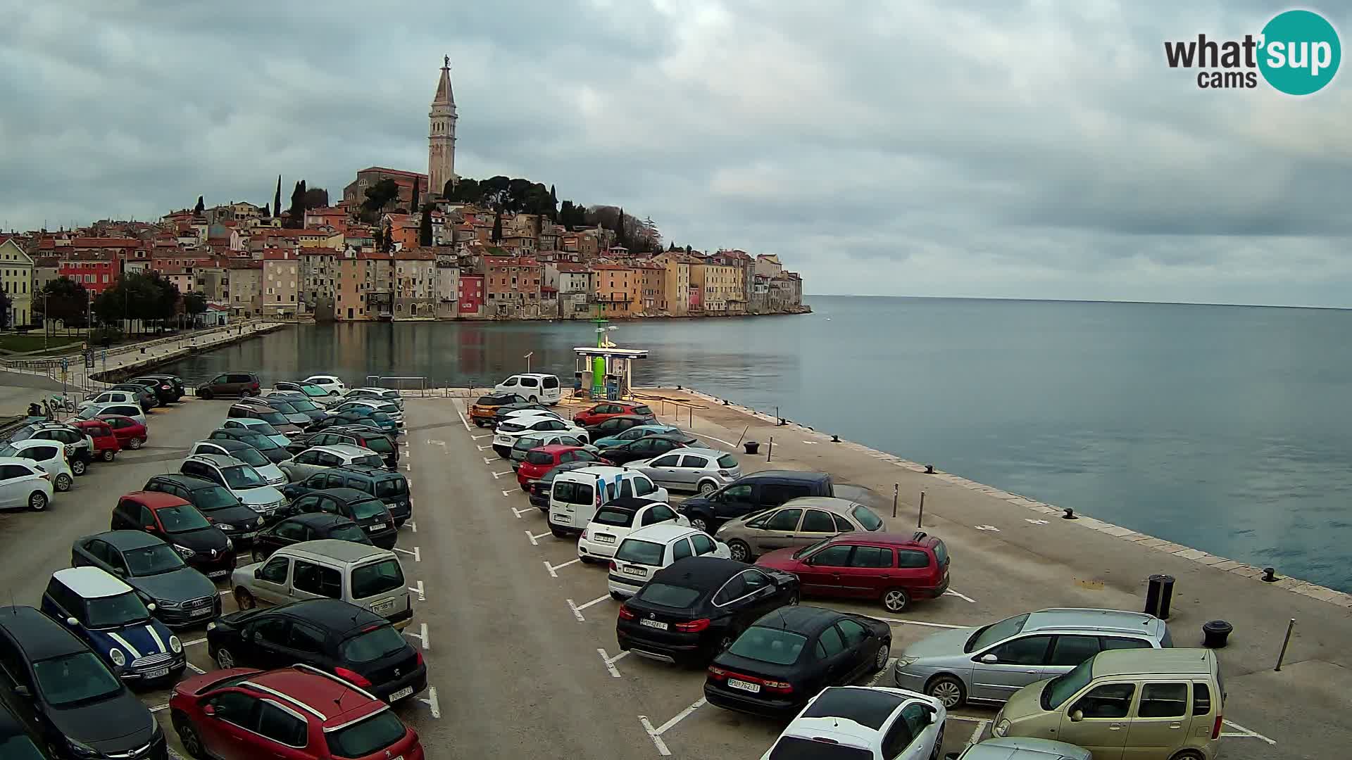 Spletna kamera Rovinj panorama mesta | Istra