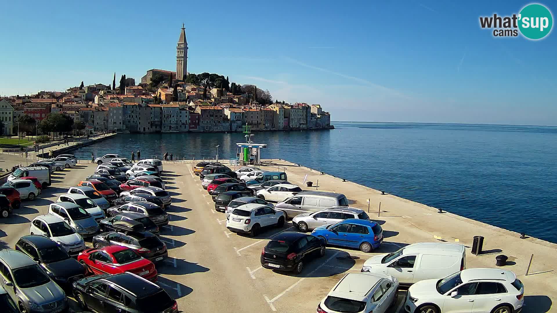 Spletna kamera Rovinj panorama mesta | Istra