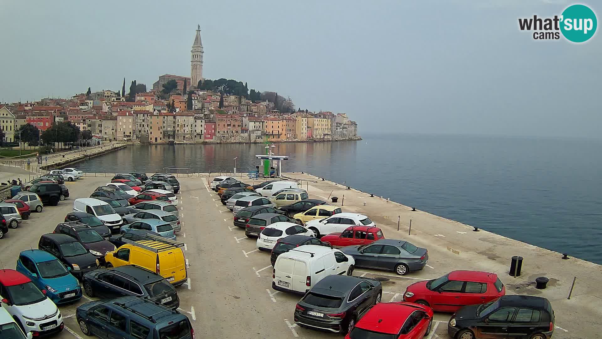 Spletna kamera Rovinj panorama mesta | Istra